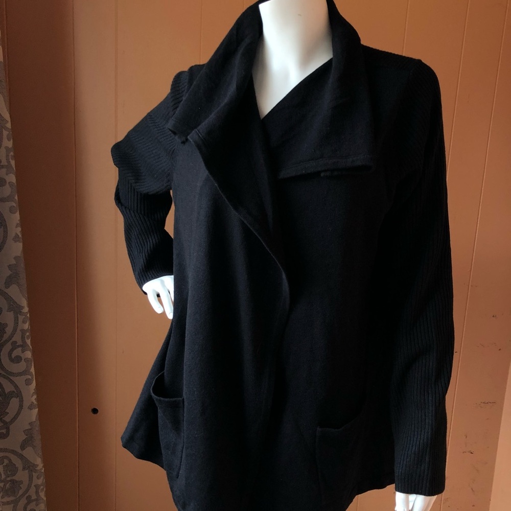 Solid Black Long Cardigan With Pockets - image 1